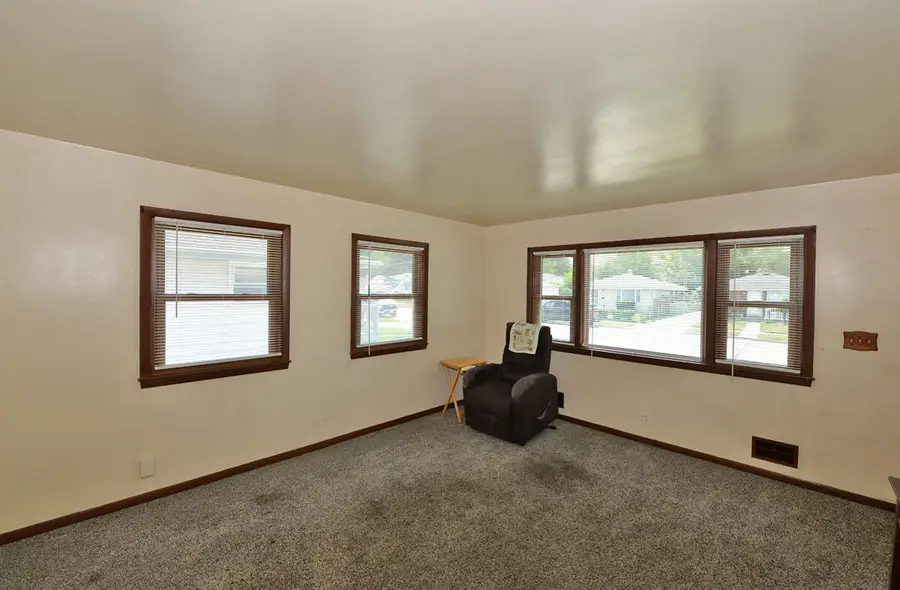 2207 Illinois St, Racine, WI 53405 - #3