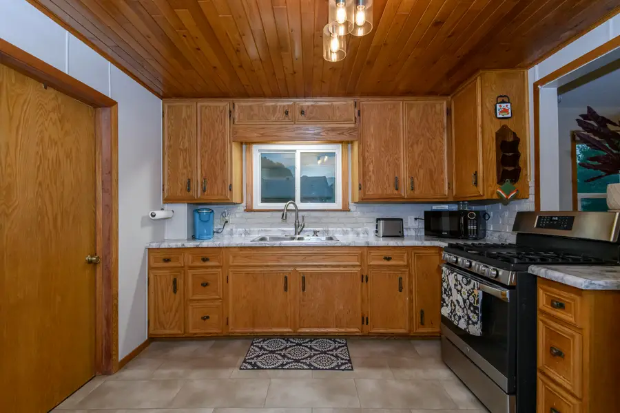 4013 S 40th St, Greenfield, WI 53221 - #3