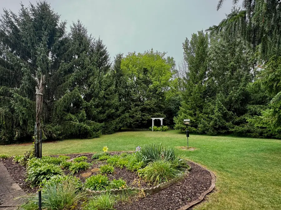 W2392 Julianne St, Ashippun, WI 53066 - #3