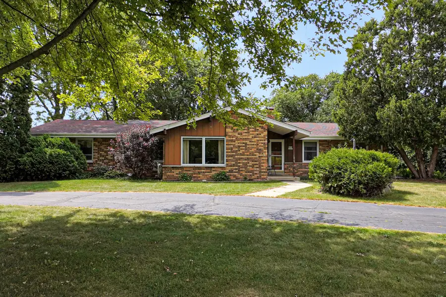 W224N5025 East View Dr, Lisbon, WI 53089 - #3