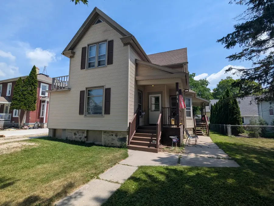 511 N Milwaukee St, Plymouth, WI 53073 - #3