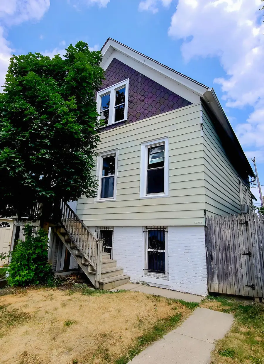 2116 S 13th St, Milwaukee, WI 53215 - #3
