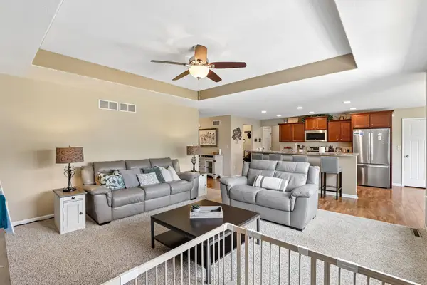 N8042 Timber Ridge Dr, Ixonia, WI 53036