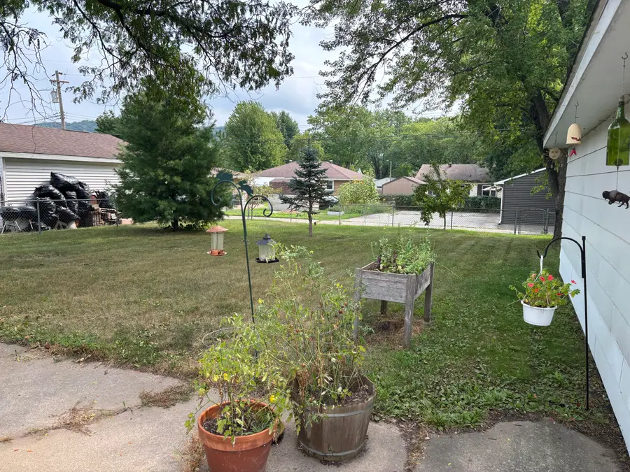 518 10th Pl N, Onalaska, WI 54650 - #3