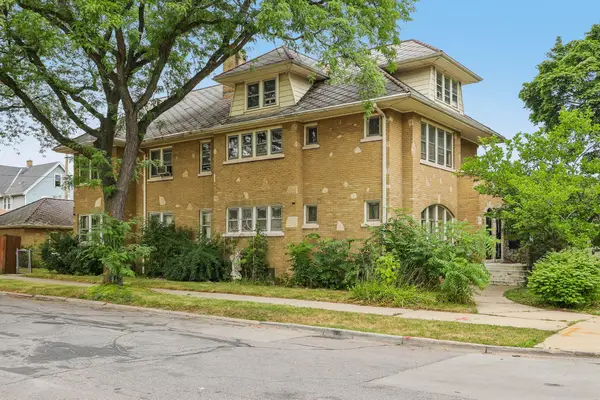 2803 N 51st St, Milwaukee, WI 53210
