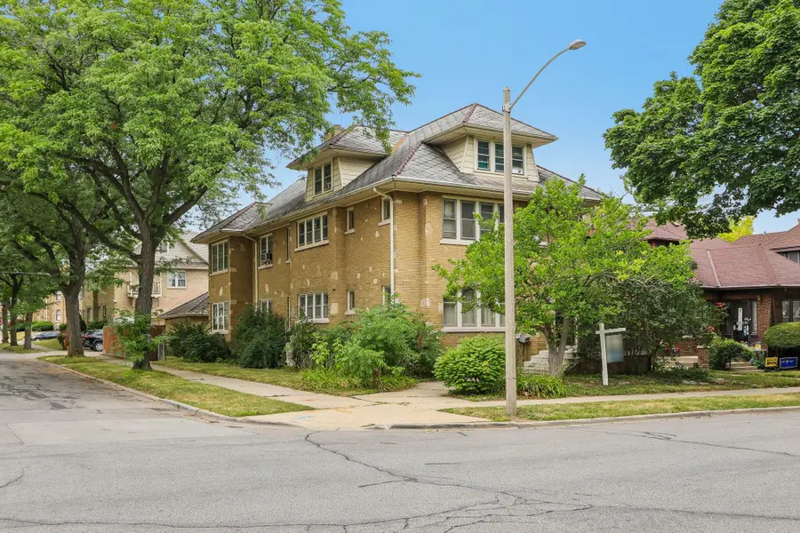 2803 N 51st St, Milwaukee, WI 53210 - #2