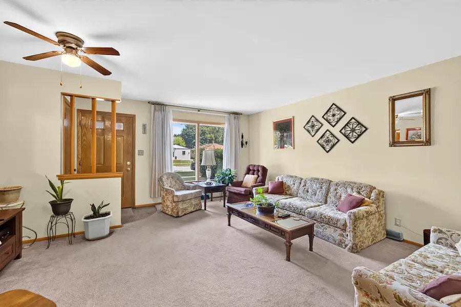 2410 Monroe Ave, Racine, WI 53405 - #3