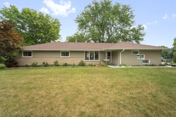 4380 N 143 St, Brookfield, WI 53005