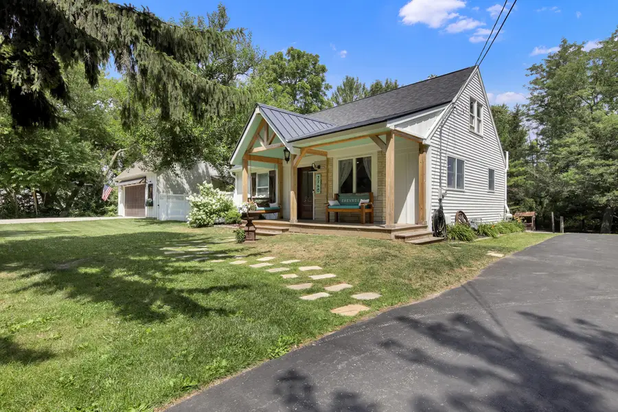 3760 Hubertus Rd, Richfield, WI 53033 - #3