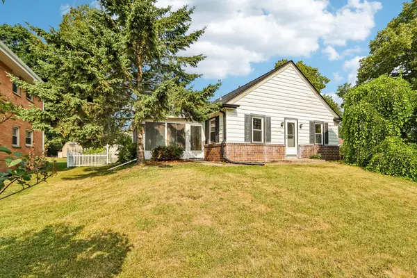 5089 N 127th St, Butler, WI 53007