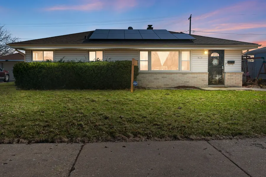 4158 N 77th St, Milwaukee, WI 53222 - #2