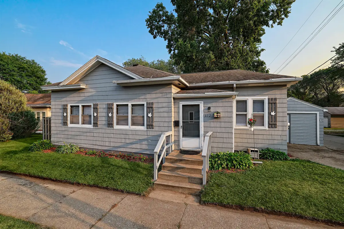 612 Gould St, La Crosse, WI 54603 - #1