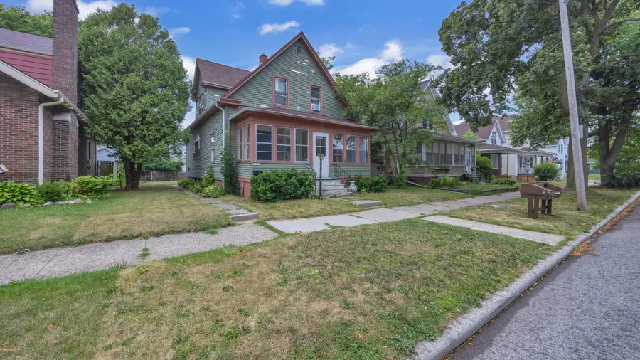 1628 N 12th St, Sheboygan, WI 53081 - #3
