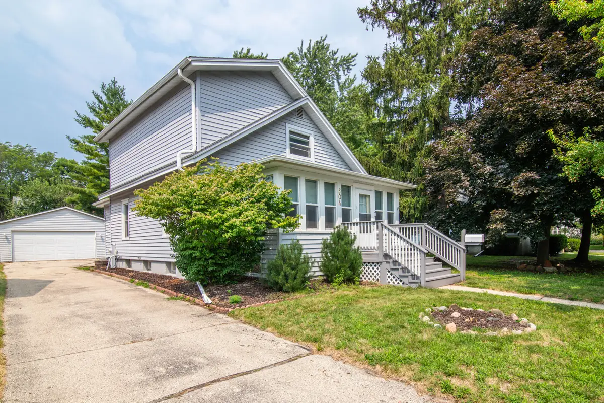 504 Maple St, Fort Atkinson, WI 53538 - #1