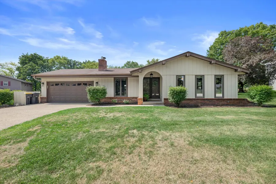 732 S Grandview Blvd, Waukesha, WI 53188 - #3
