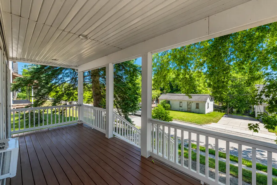 513 N Harrison St, Port Washington, WI 53074 - #3