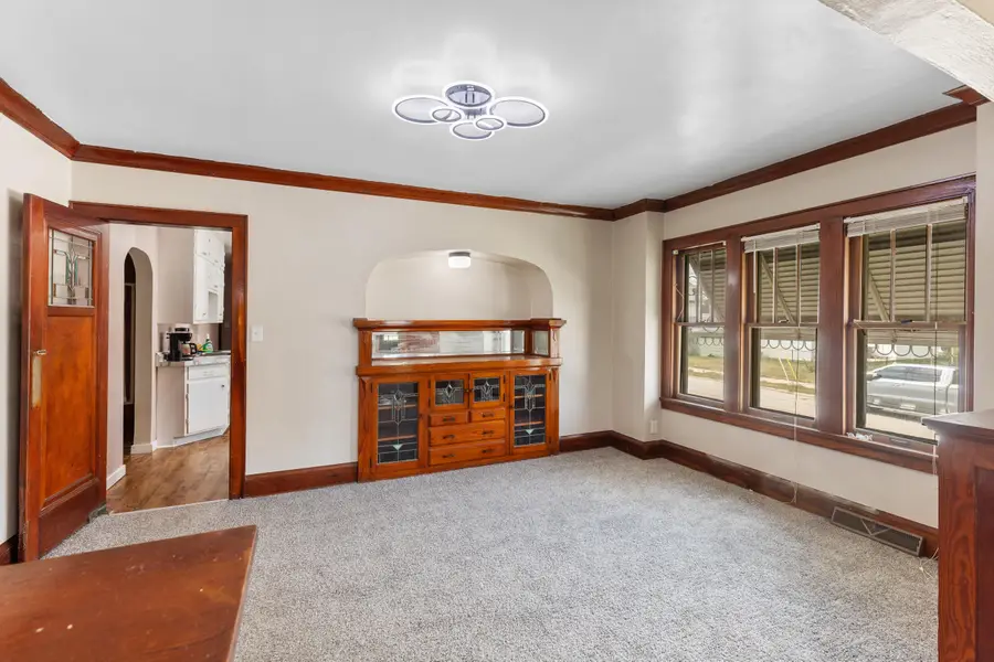 1313 Marquette Ave, South Milwaukee, WI 53172 - #3