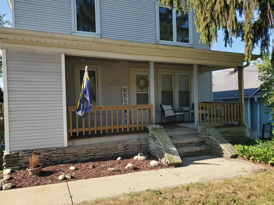 S16W22081 Arcadian Ave, Waukesha, WI 53186 - #3