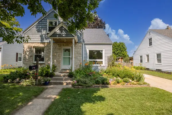 1508 E Tripoli Ave, Milwaukee, WI 53207