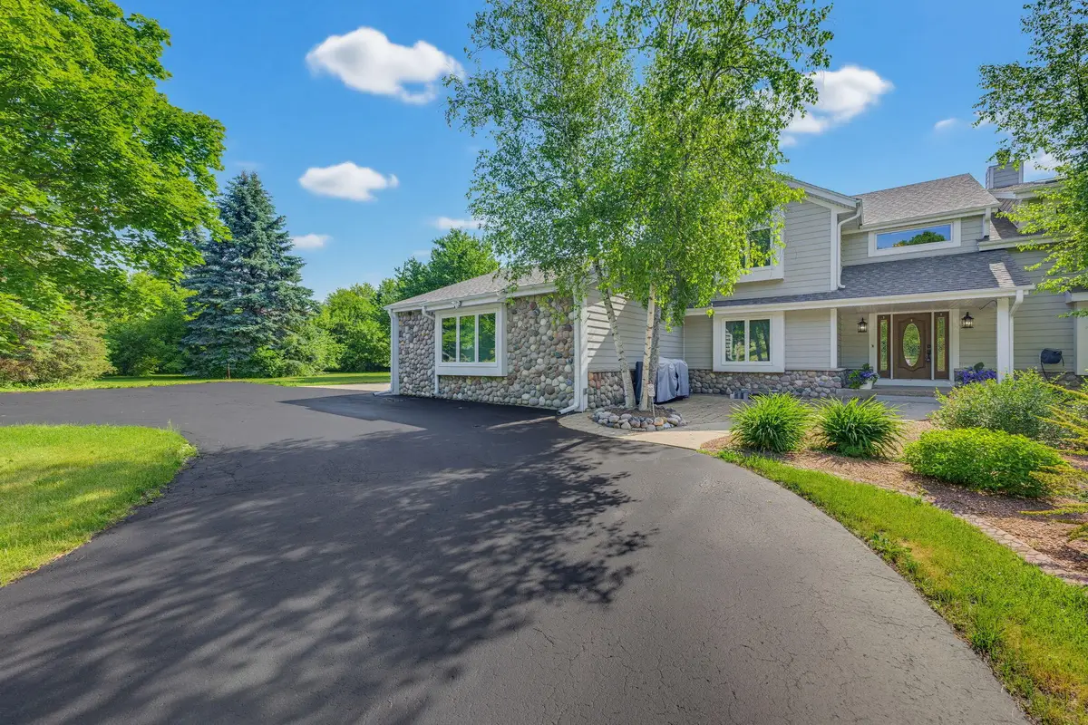 W220N11412 Amy Belle Rd, Germantown, WI 53022 - #1