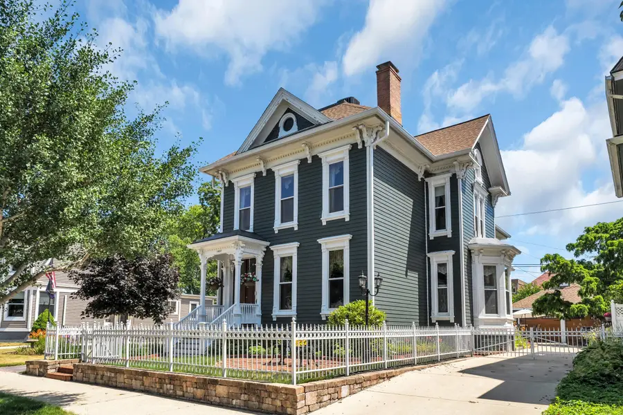 1037 College Ave, Racine, WI 53403 - #2