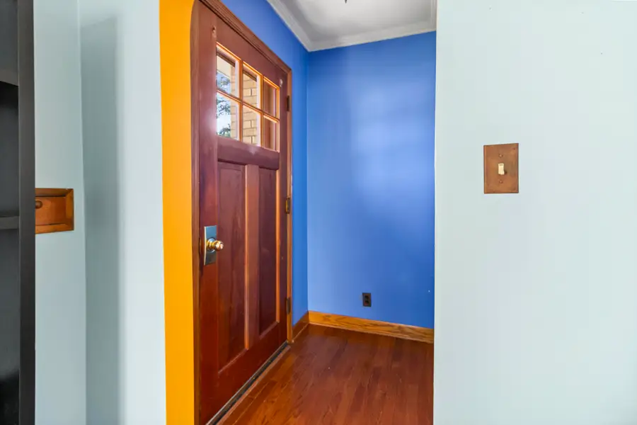1704 Milwaukee Ave, South Milwaukee, WI 53172 - #2