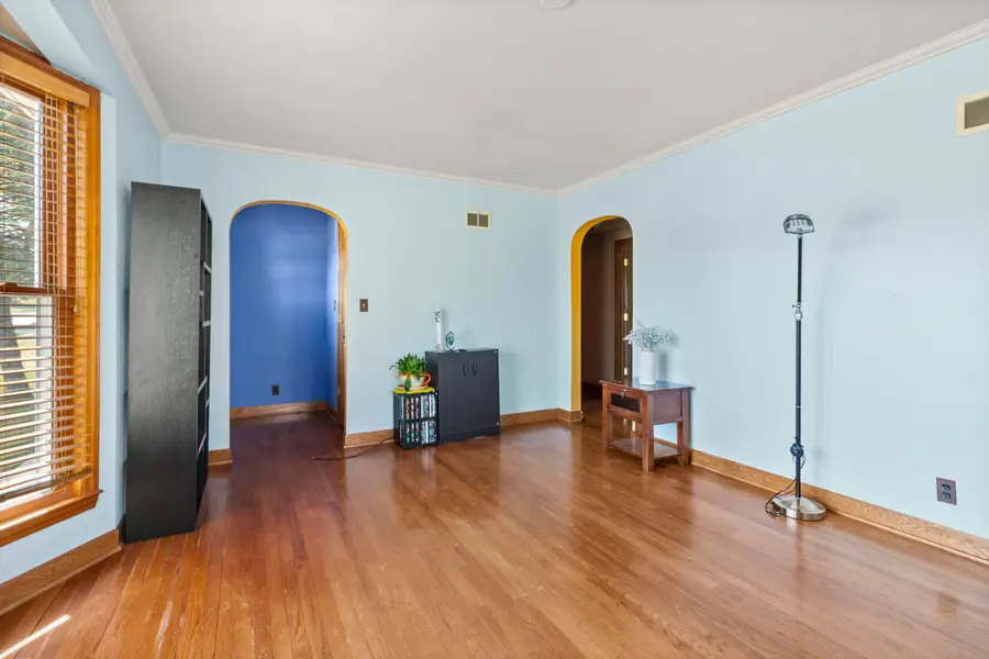 1704 Milwaukee Ave, South Milwaukee, WI 53172 - #3