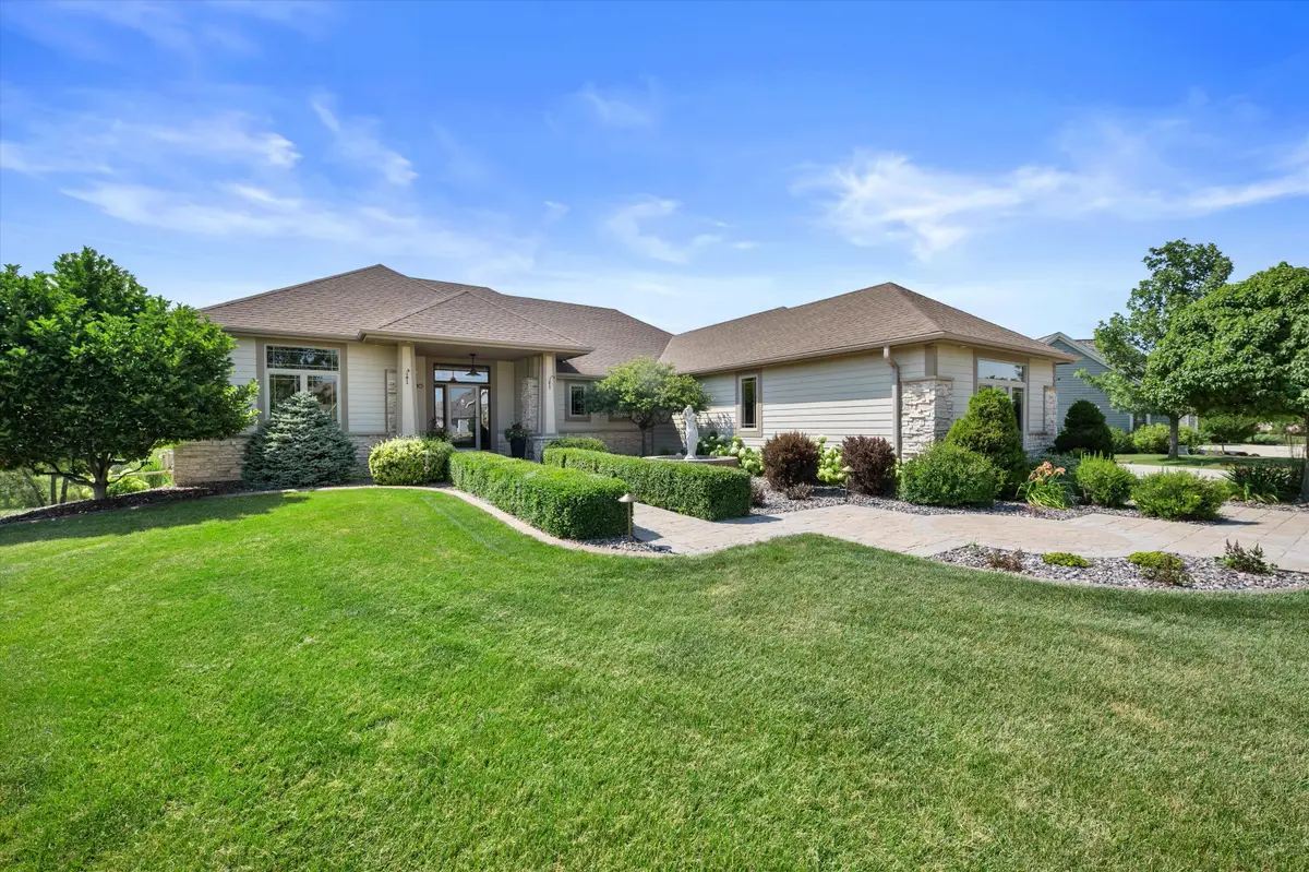 2280 Fenceline Dr, Jackson, WI 53037 - #1