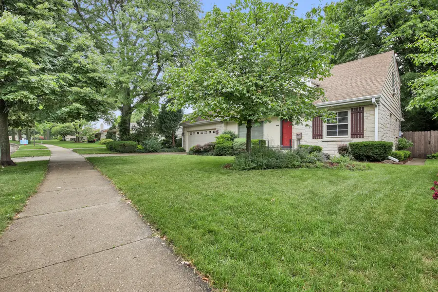 7212 Aetna Ct, Wauwatosa, WI 53213 - #3