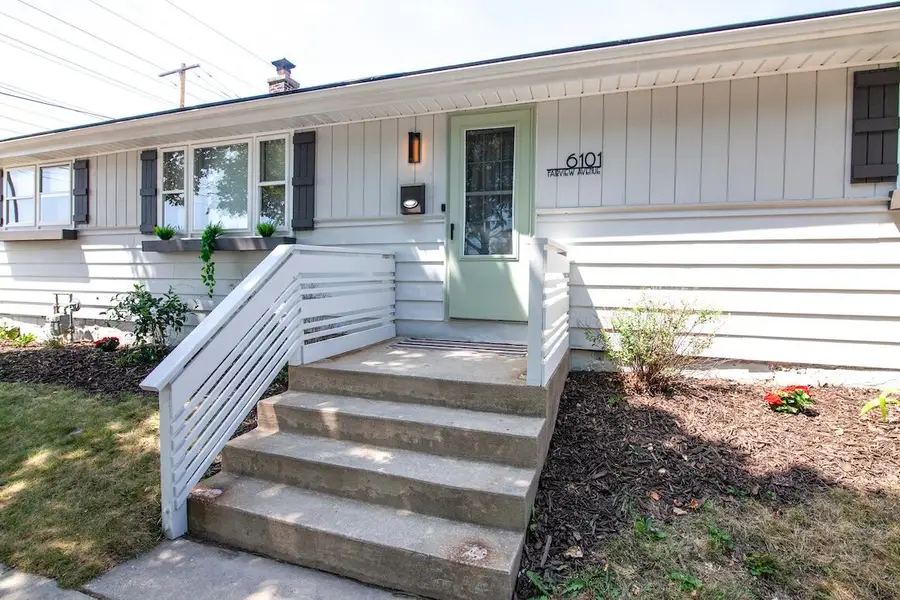 6101 W Fairview Ave, Milwaukee, WI 53213 - #2