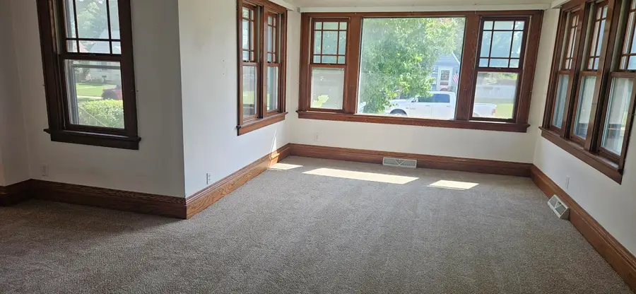2361 S 65th St, West Allis, WI 53219 - #2