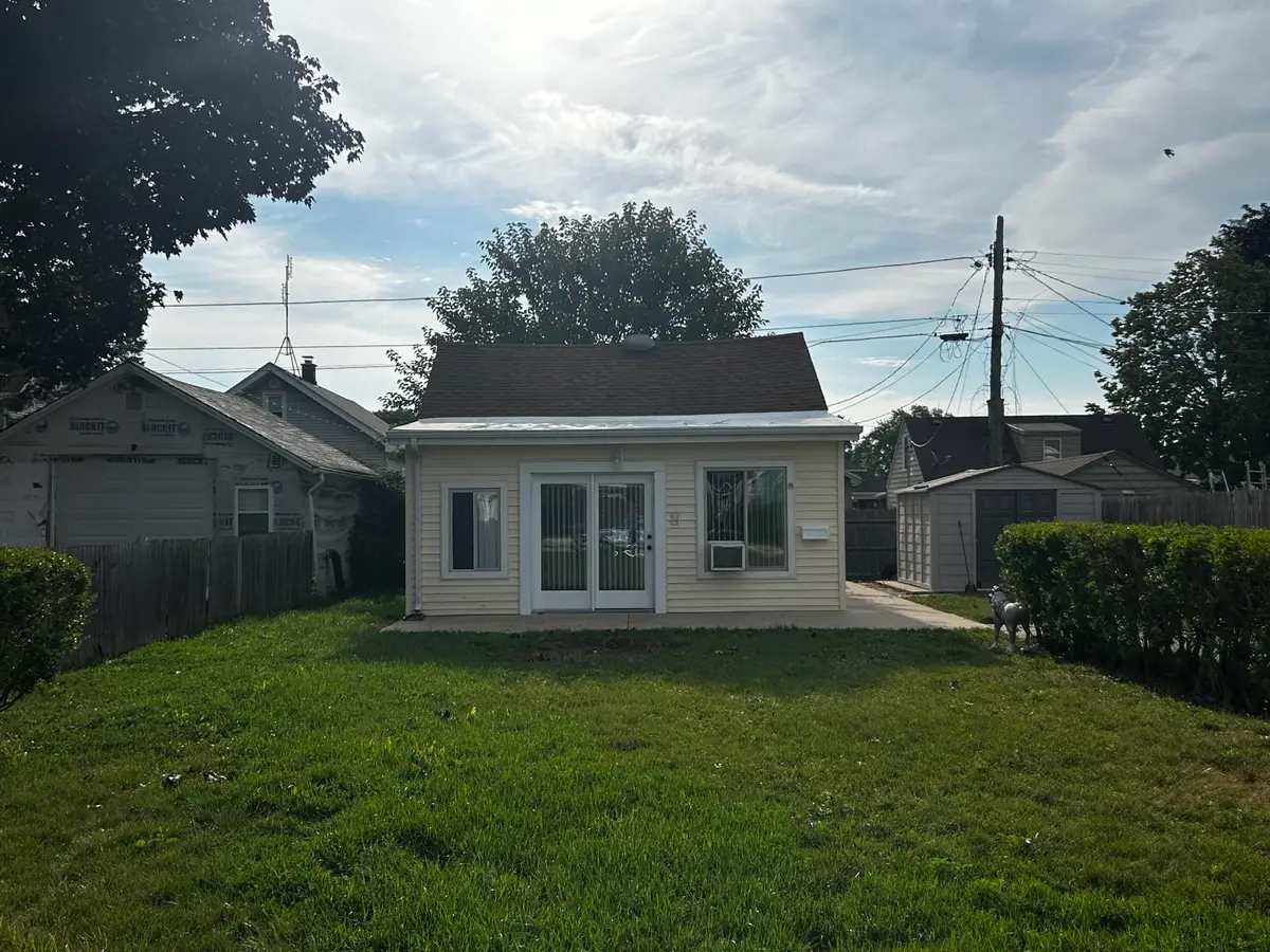 5415 34th Ave, Kenosha, WI 53144 - #1