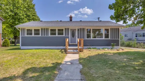 636 Giddings Ave, Sheboygan Falls, WI 53085