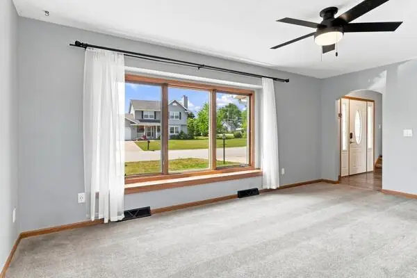 9334 Millstone Dr, Mount Pleasant, WI 53406 - #2