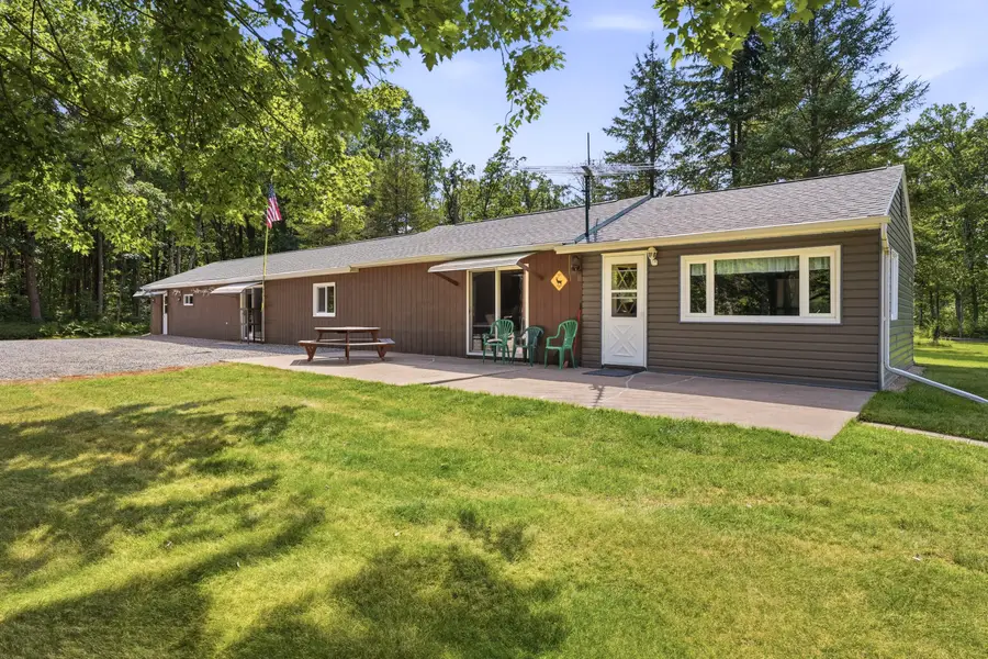 N4499 Columbia Ave, Hewett, WI 54456 - #2