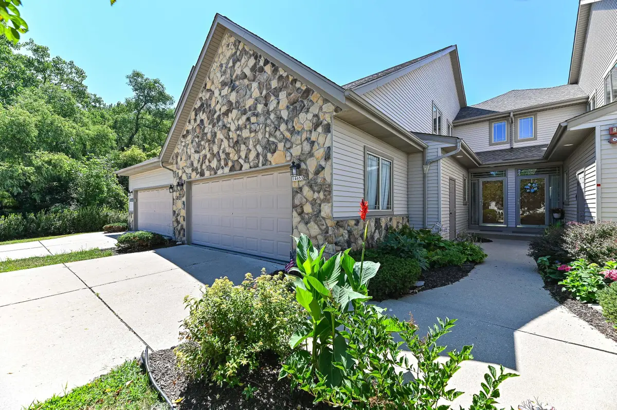 14653 W Wilbur Dr, New Berlin, WI 53151 - #1