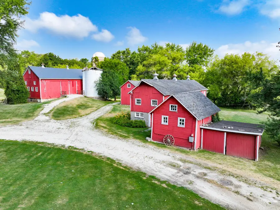 5254 Warren Rd, Lyons, WI 53105 - #2