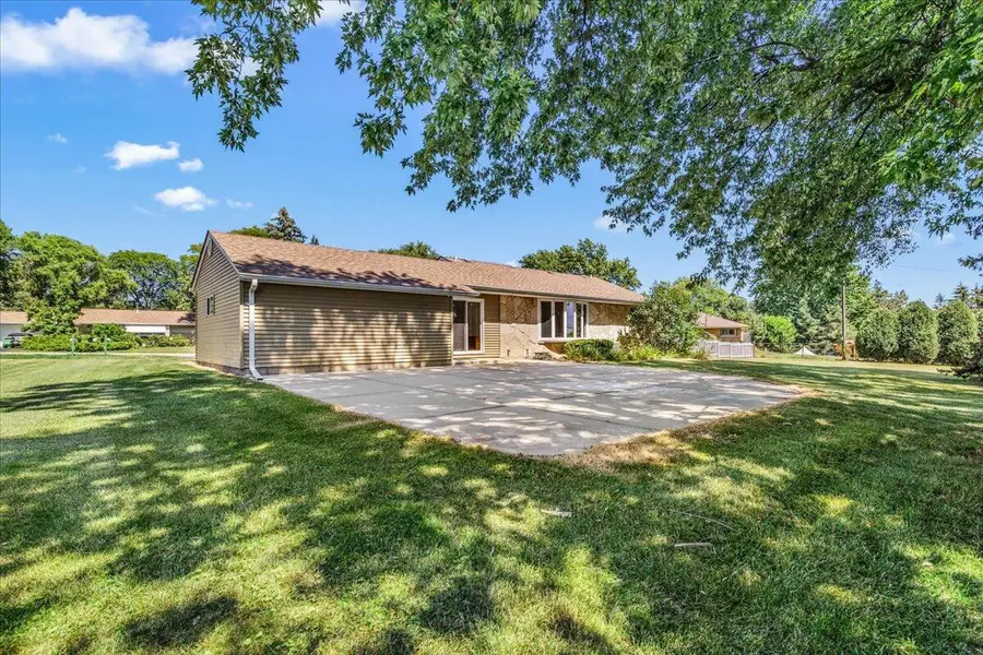 W174N9787 Wendy Ln, Germantown, WI 53022 - #2