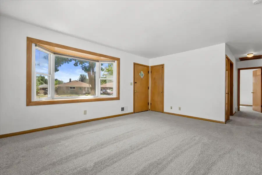 6426 W Wilbur Ave, Milwaukee, WI 53220 - #3