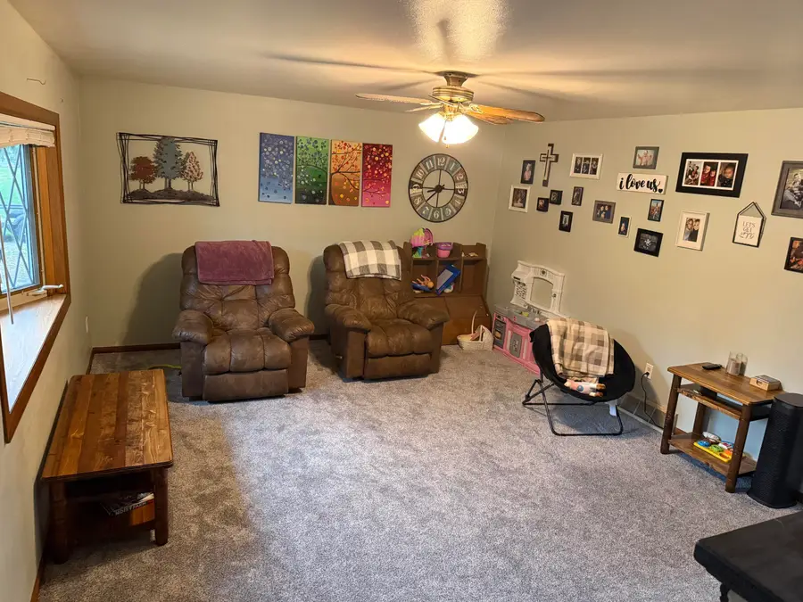 1101 Mallard Ln, Kossuth, WI 54220 - #3