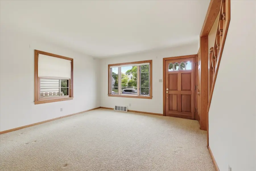 2140 S 109th St, West Allis, WI 53227 - #3