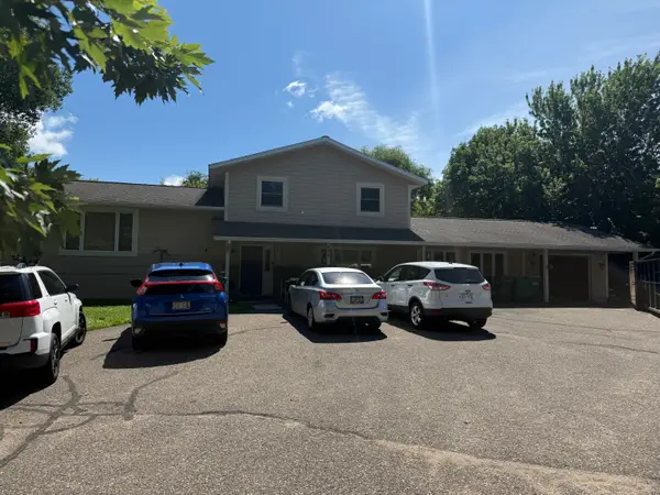 698 Baker Rd, Hudson, WI 54016