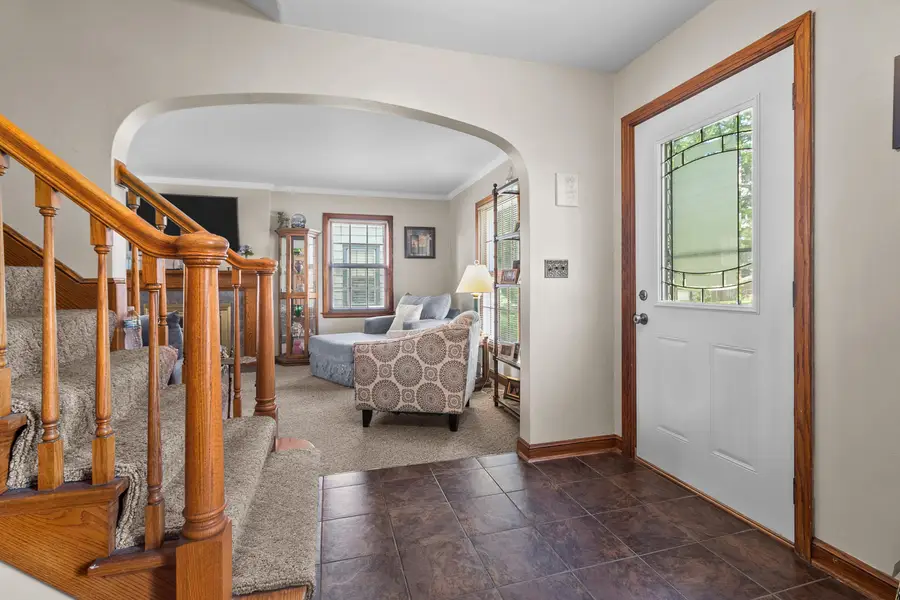 3354 S 47th St, Greenfield, WI 53219 - #3