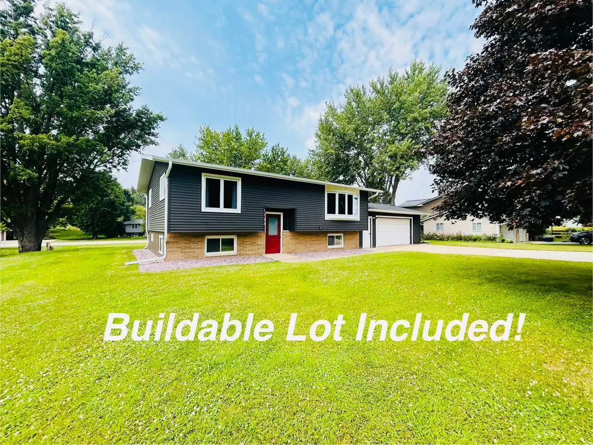 1522 Sand Lake Rd, Holmen, WI 54636 - #1
