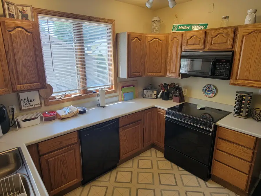 217 N 61st St, Milwaukee, WI 53213 - #2