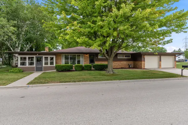 107 Edmaro St, Fredonia, WI 53021