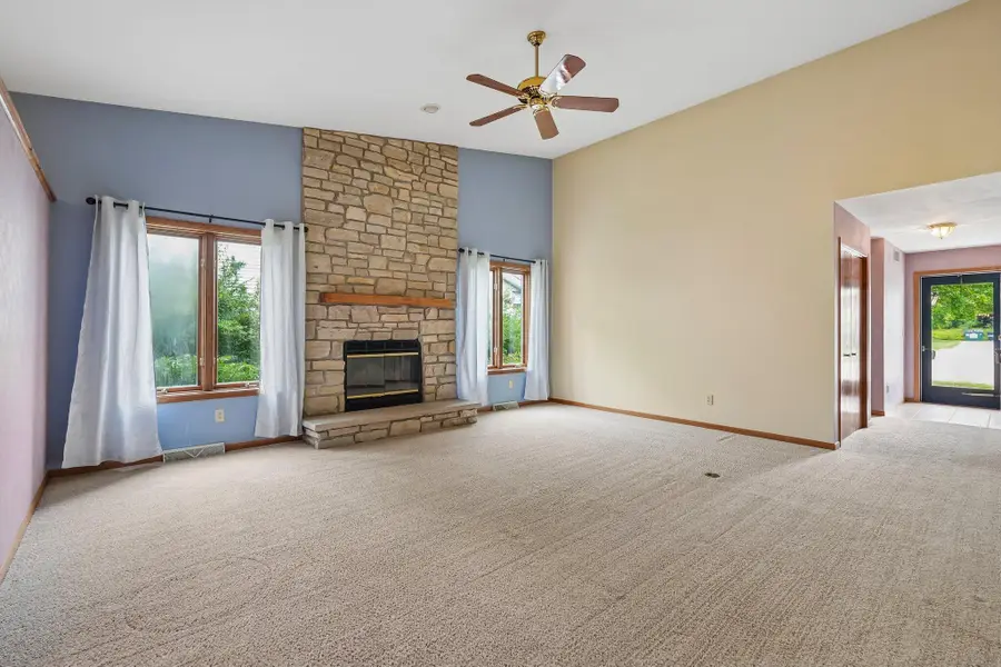 1224 Vogt Dr, West Bend, WI 53095 - #2