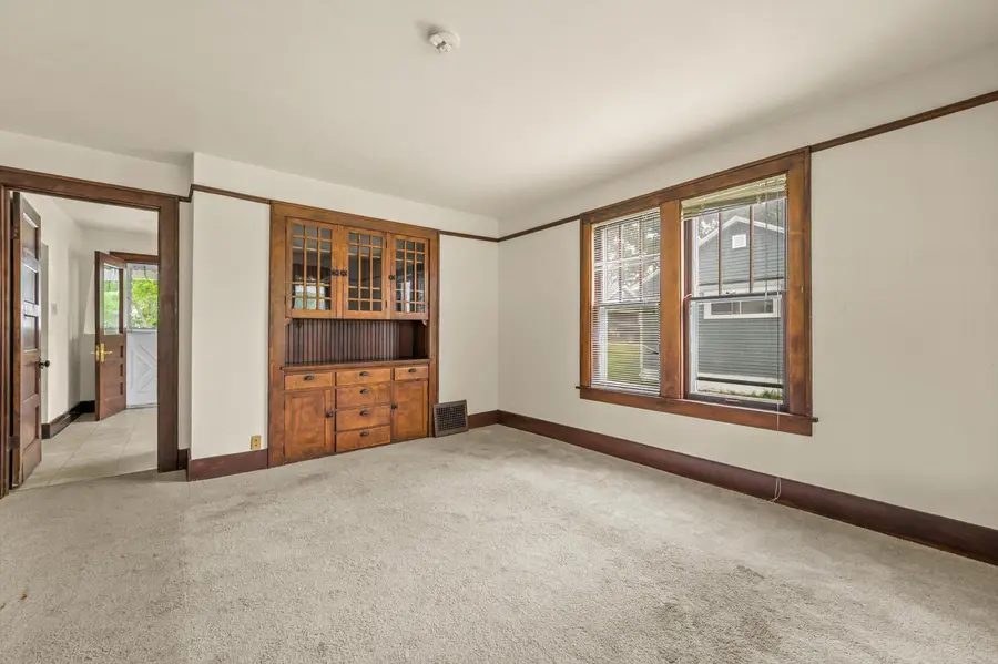 347 Prospect Ave, Pewaukee, WI 53072 - #3