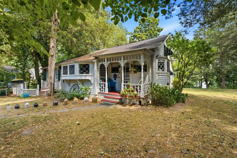 2564 N Huebner Rd, Summit, WI 53066 - #3