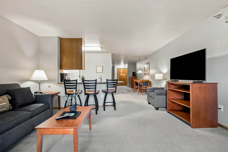 111 Center St, Lake Geneva, WI 53147 - #3